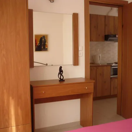 Helios Appartement Vrasná