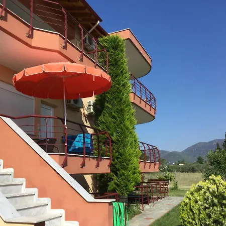Helios Apartamento Vrasná